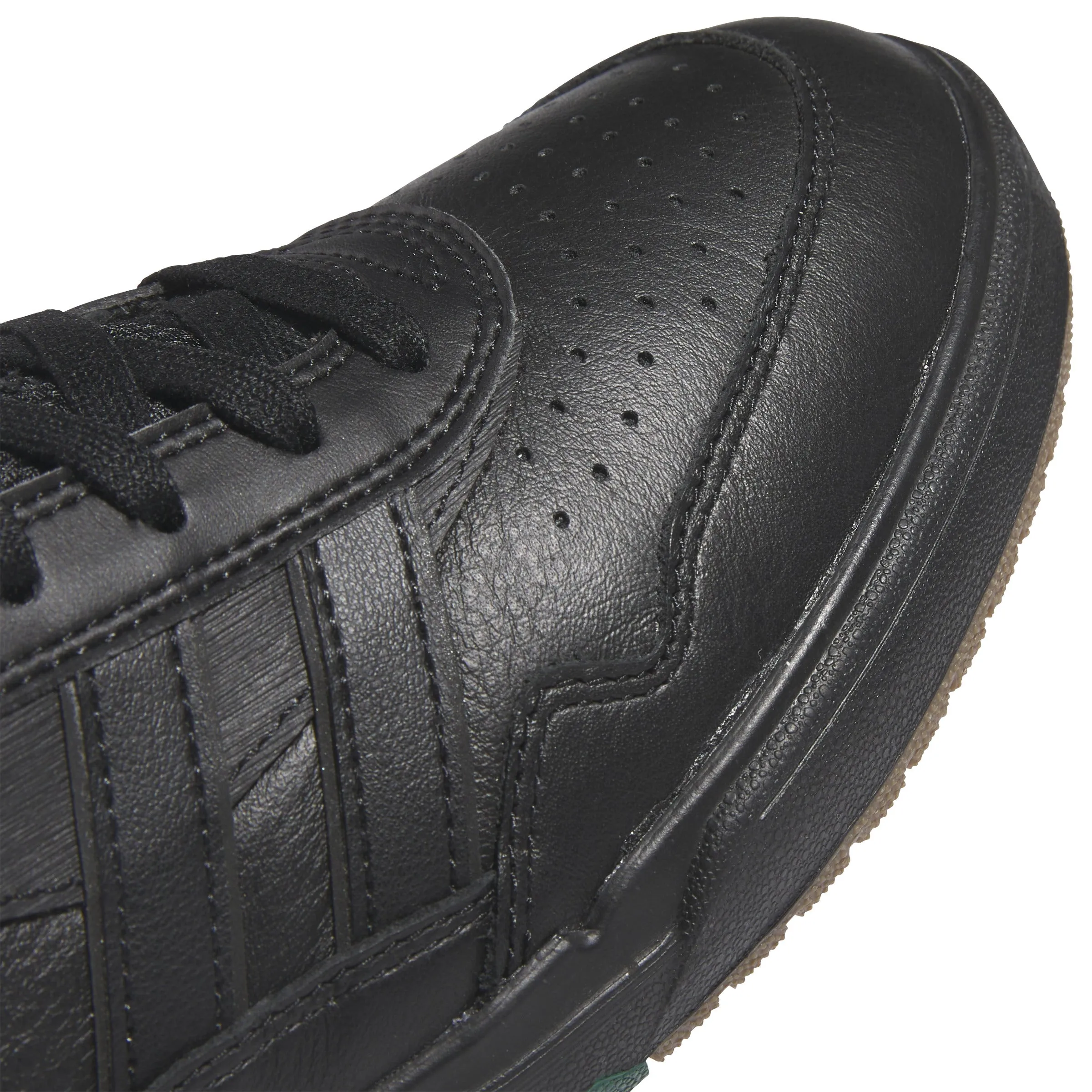 Adidas - Tyshawn II in Core Black/Core Black/Collegiate Green