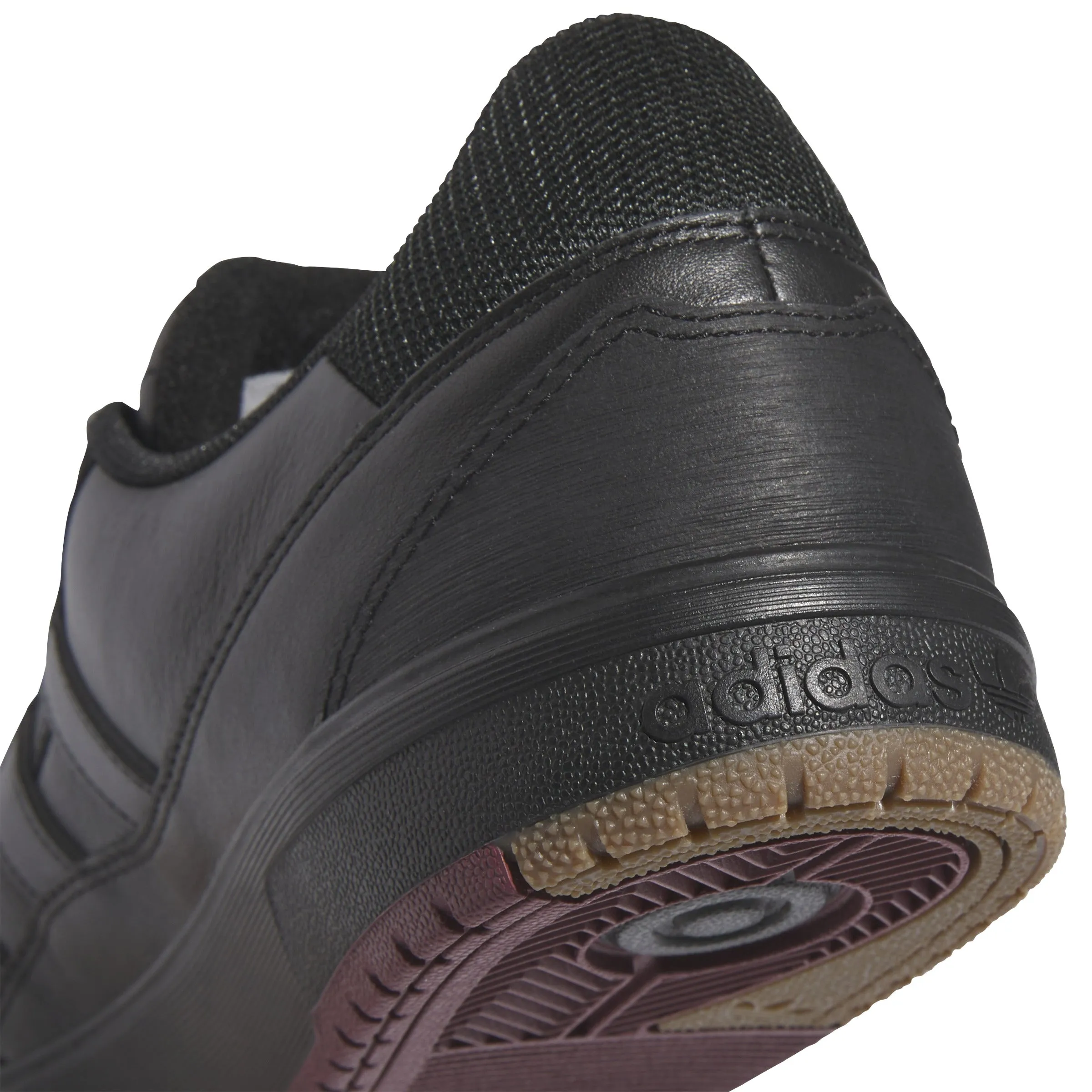 Adidas - Tyshawn II in Core Black/Core Black/Collegiate Green