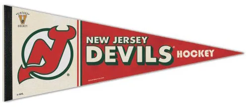 New Jersey Devils NHL Vintage Hockey 1980s-Style Premium Felt Collector's Pennant - Wincraft