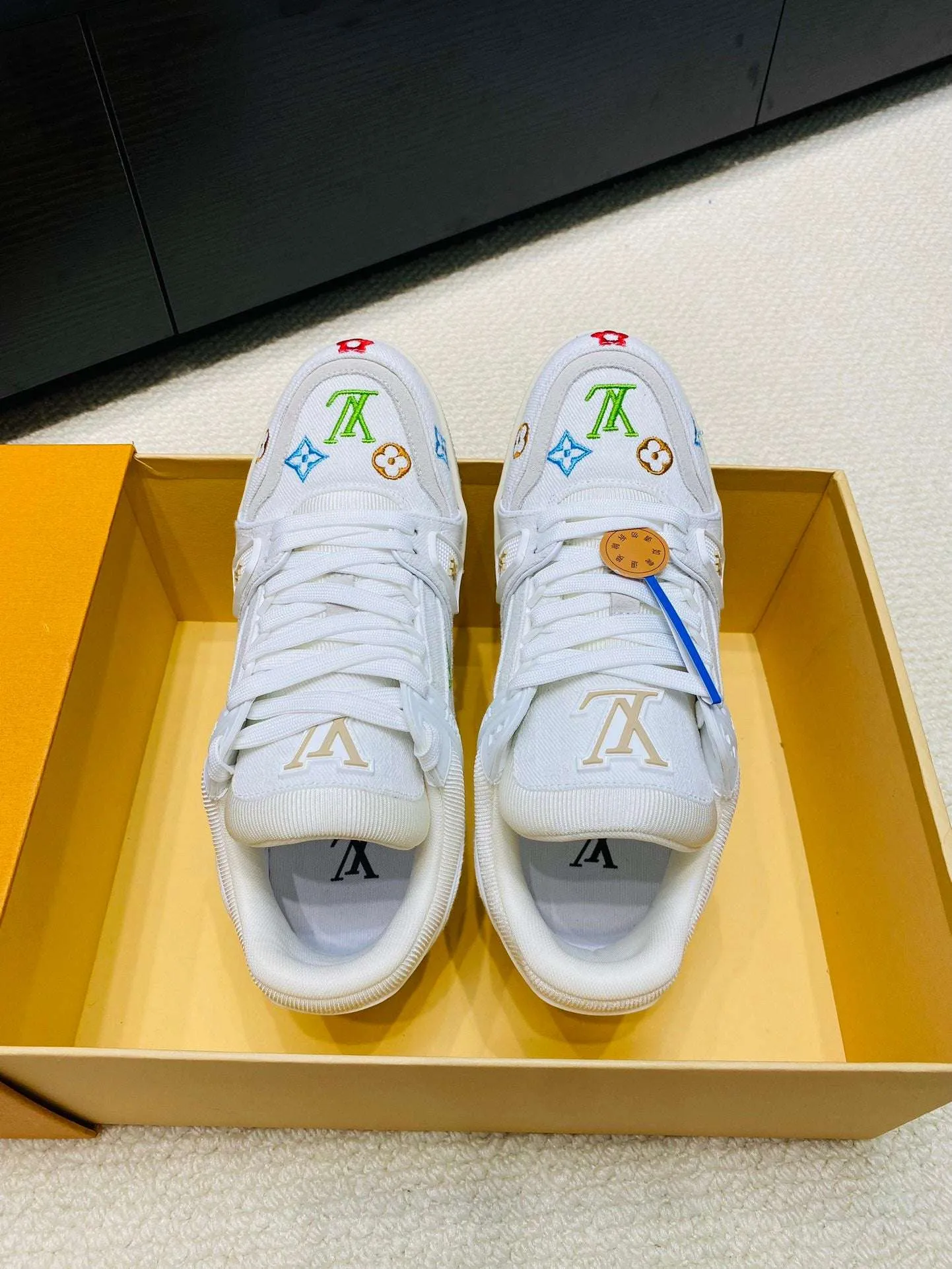 New luxury fashion DIY Sneakers