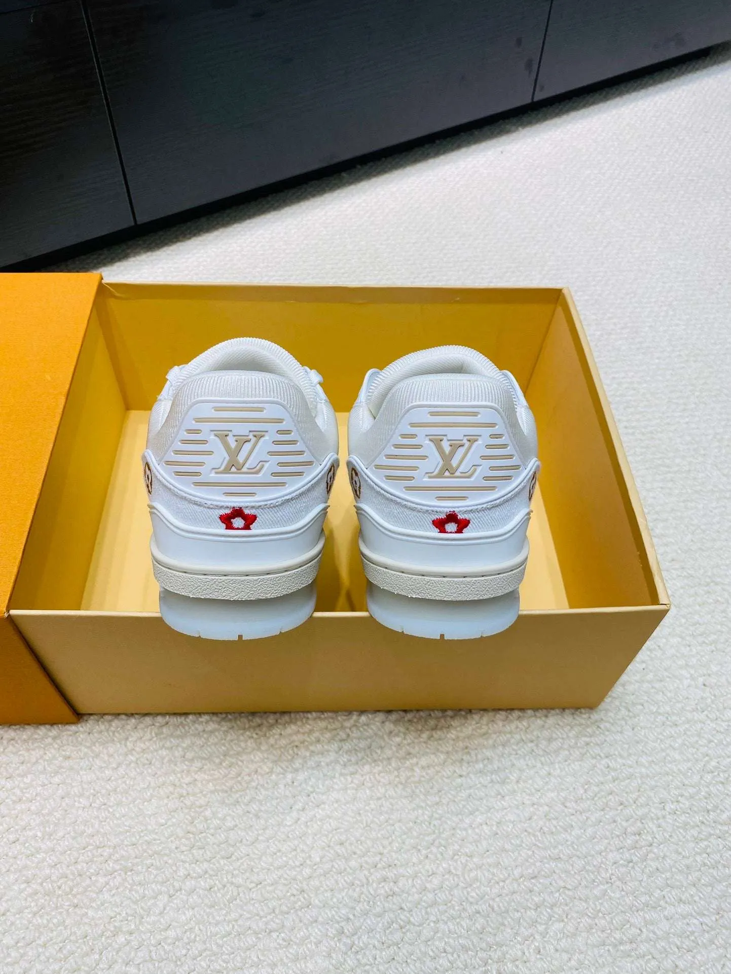 New luxury fashion DIY Sneakers