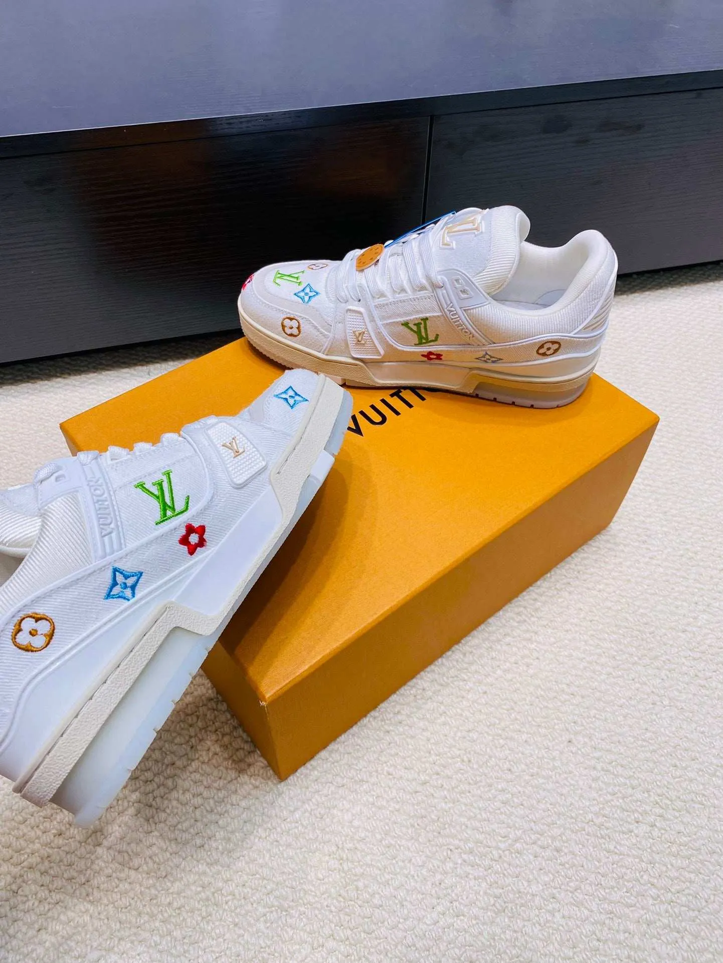 New luxury fashion DIY Sneakers