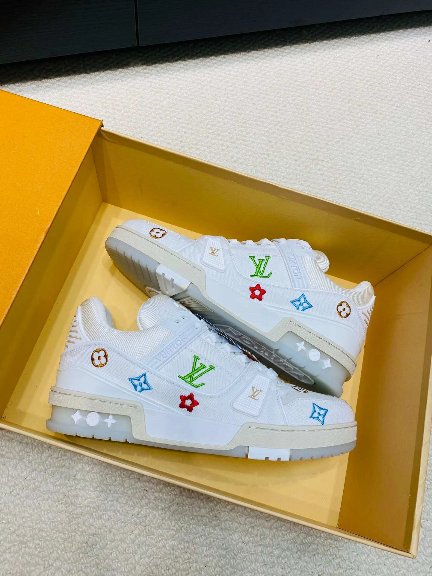 New luxury fashion DIY Sneakers