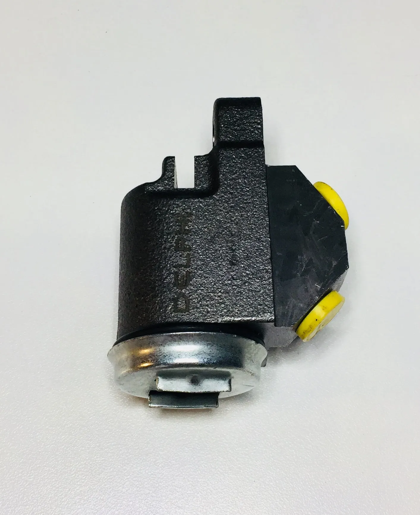 Premium Front Left Wheel Cylinder (sold individually)